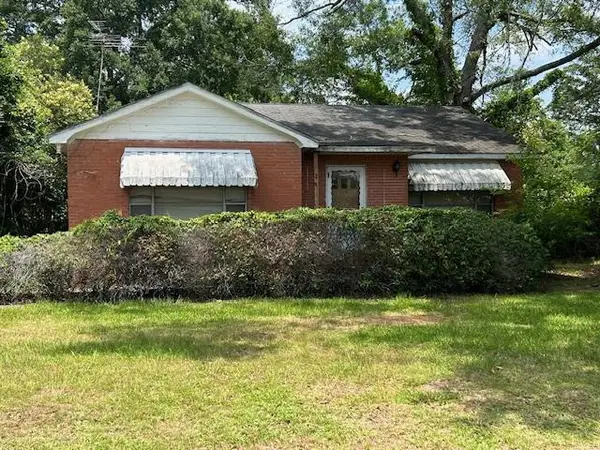 241 E Walnut Street, Gloster, MS 39638