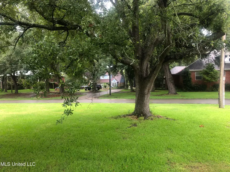 703 Wiggins Circle, Pascagoula, MS 39581 - Image #2