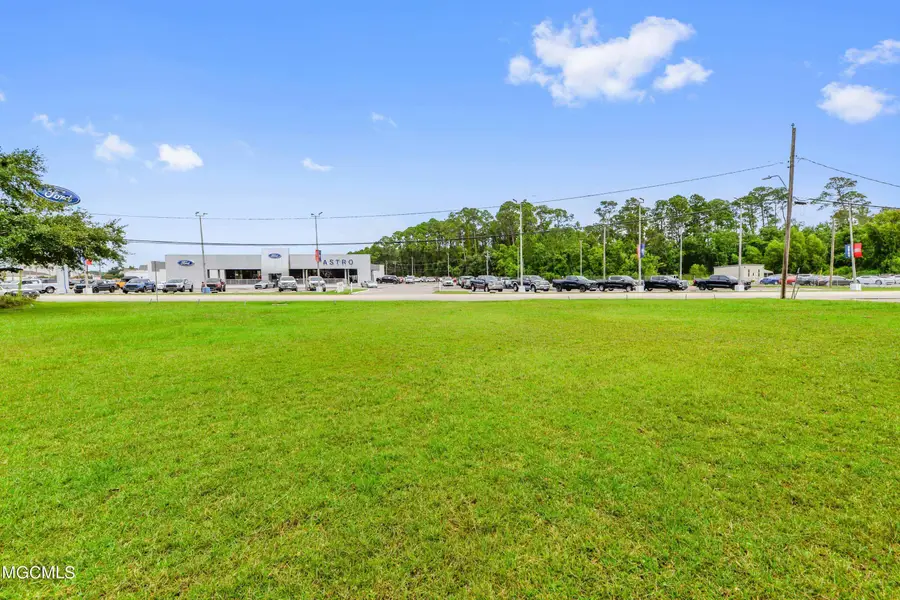 10289 Rodriguez Street, Diberville, MS 39540 - Image #3