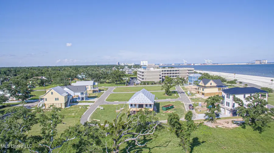 535 Fournier Avenue, Gulfport, MS 39501 - Image #2