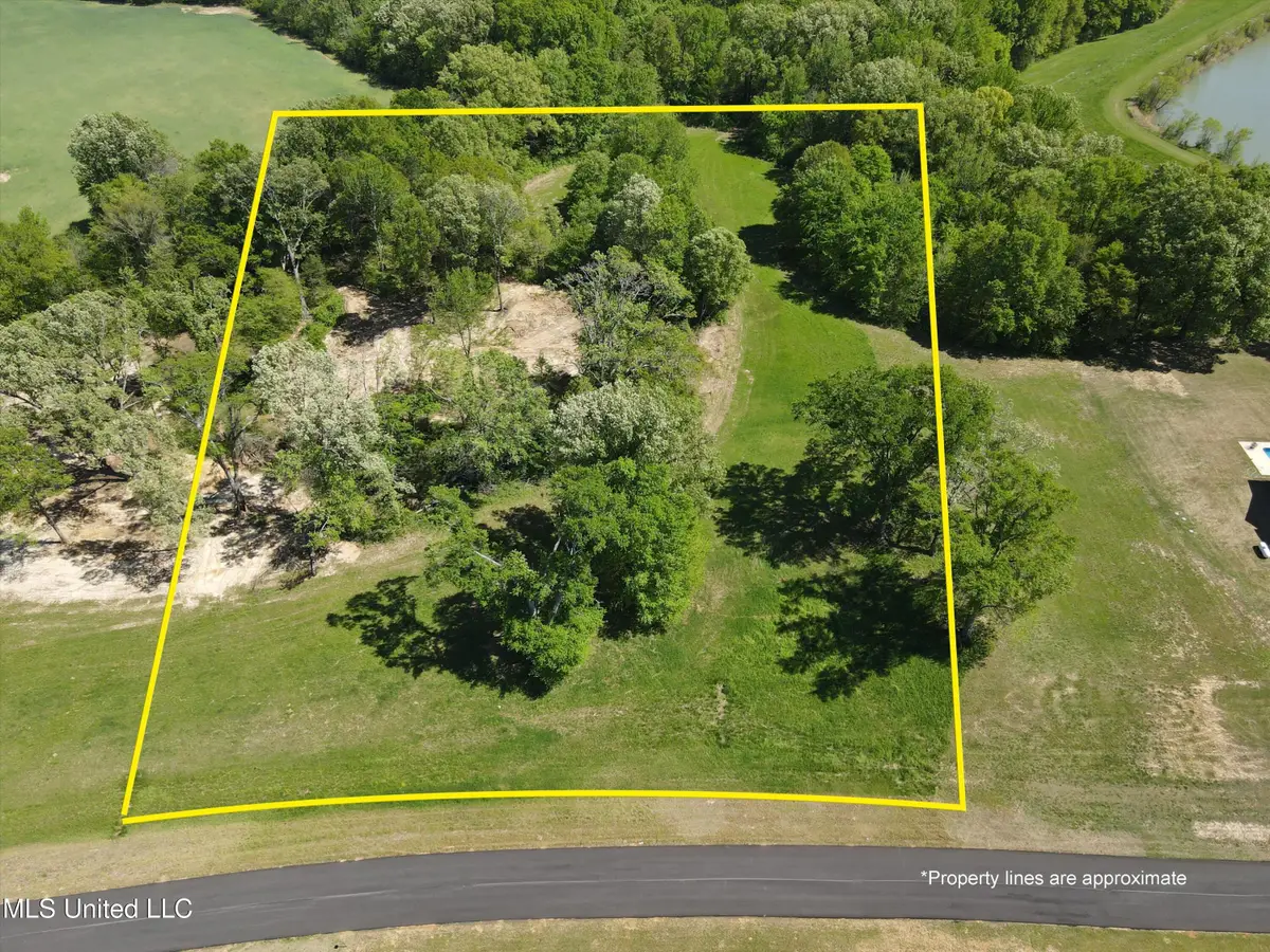 11e Como Trace Drive, Senatobia, MS 38668 - Image #1