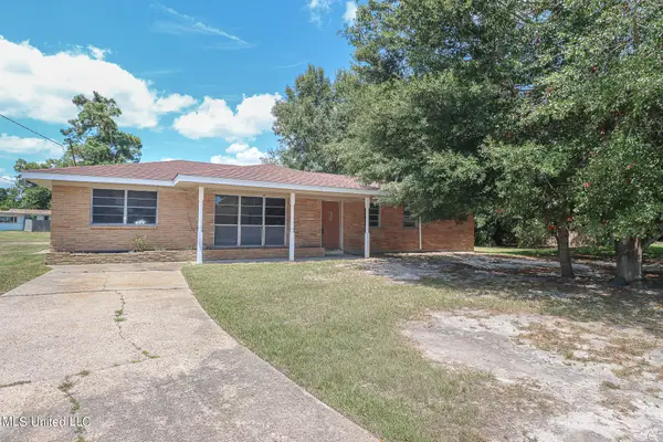 2460 Carter Road, Biloxi, MS 39531