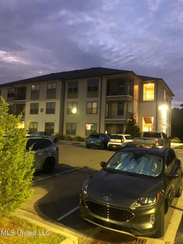 2501 Bienville Boulevard, Ocean Springs, MS 39564