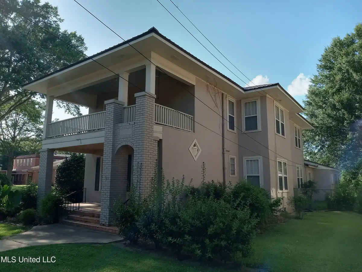 107 & 109 E Percy Street, Indianola, MS 38751 - Image #1