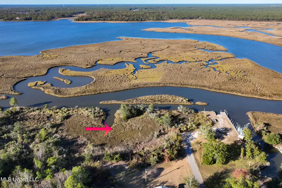 1159-1161 W Loraine Street, Ocean Springs, MS 39564 - Image #2