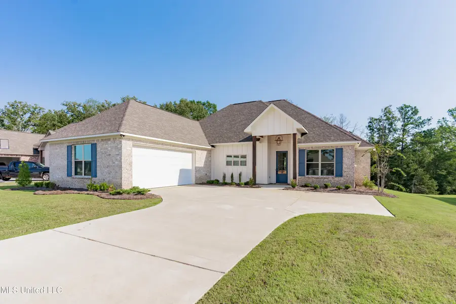 128 Catherine Boulevard, Clinton, MS 39056 - Image #2