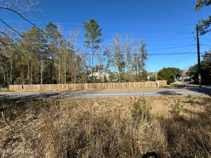 463 W Magnolia Street, Gulfport, MS 39507 - Image #3