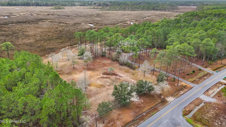 6121 Mary Mahoney Drive, Ocean Springs, MS 39564 - Image #2