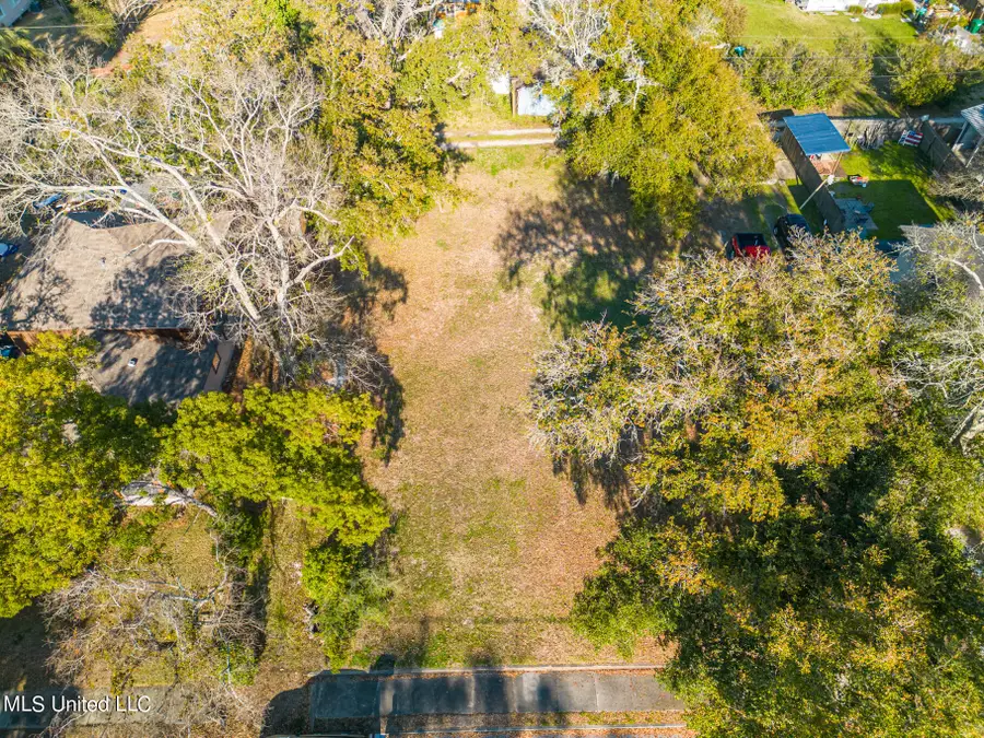 818 Woodward Avenue, Gulfport, MS 39501 - Image #2