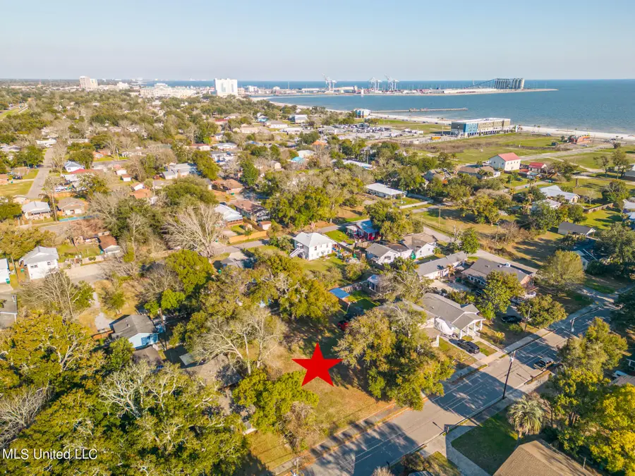 818 Woodward Avenue, Gulfport, MS 39501 - Image #3