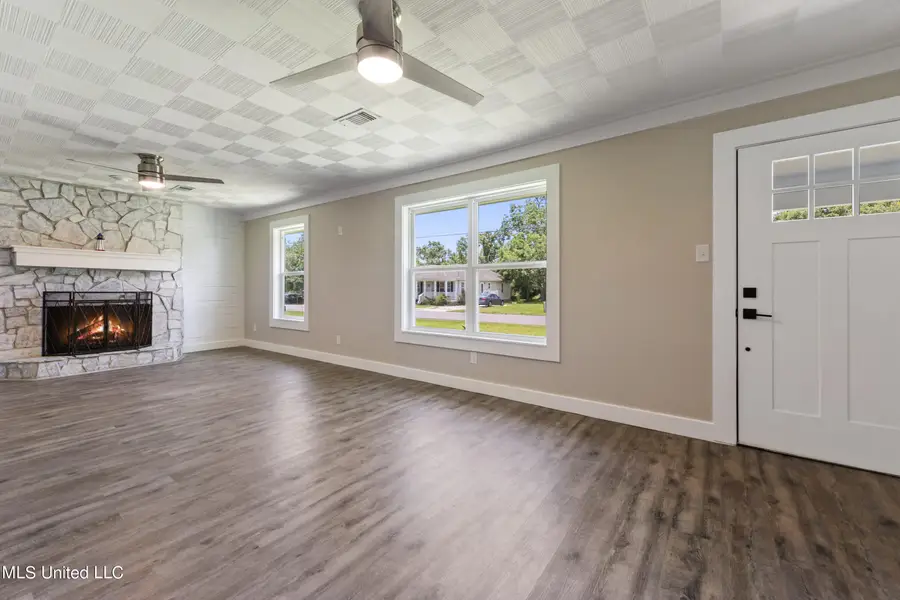 423 Ballentine Street, Bay Saint Louis, MS 39520 - Image #3