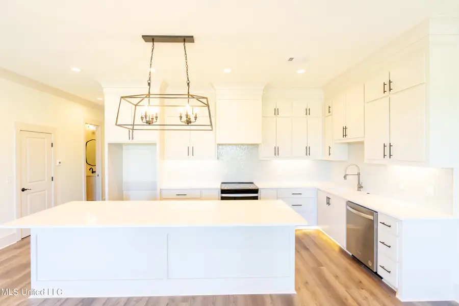 225 Harmony Street, Flowood, MS 39232 - Image #3