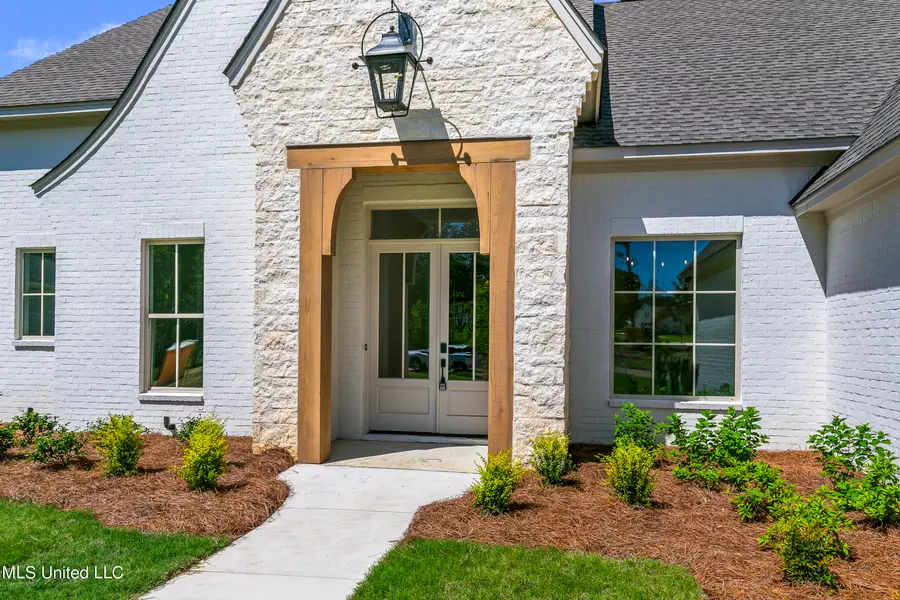 168 Westlake Circle, Madison, MS 39110 - Image #2