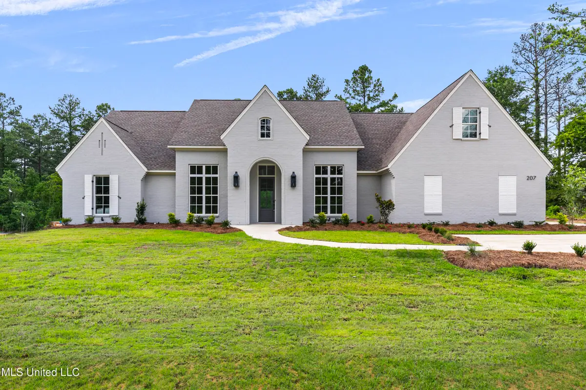 207 Westlake Circle, Madison, MS 39110 - Image #1