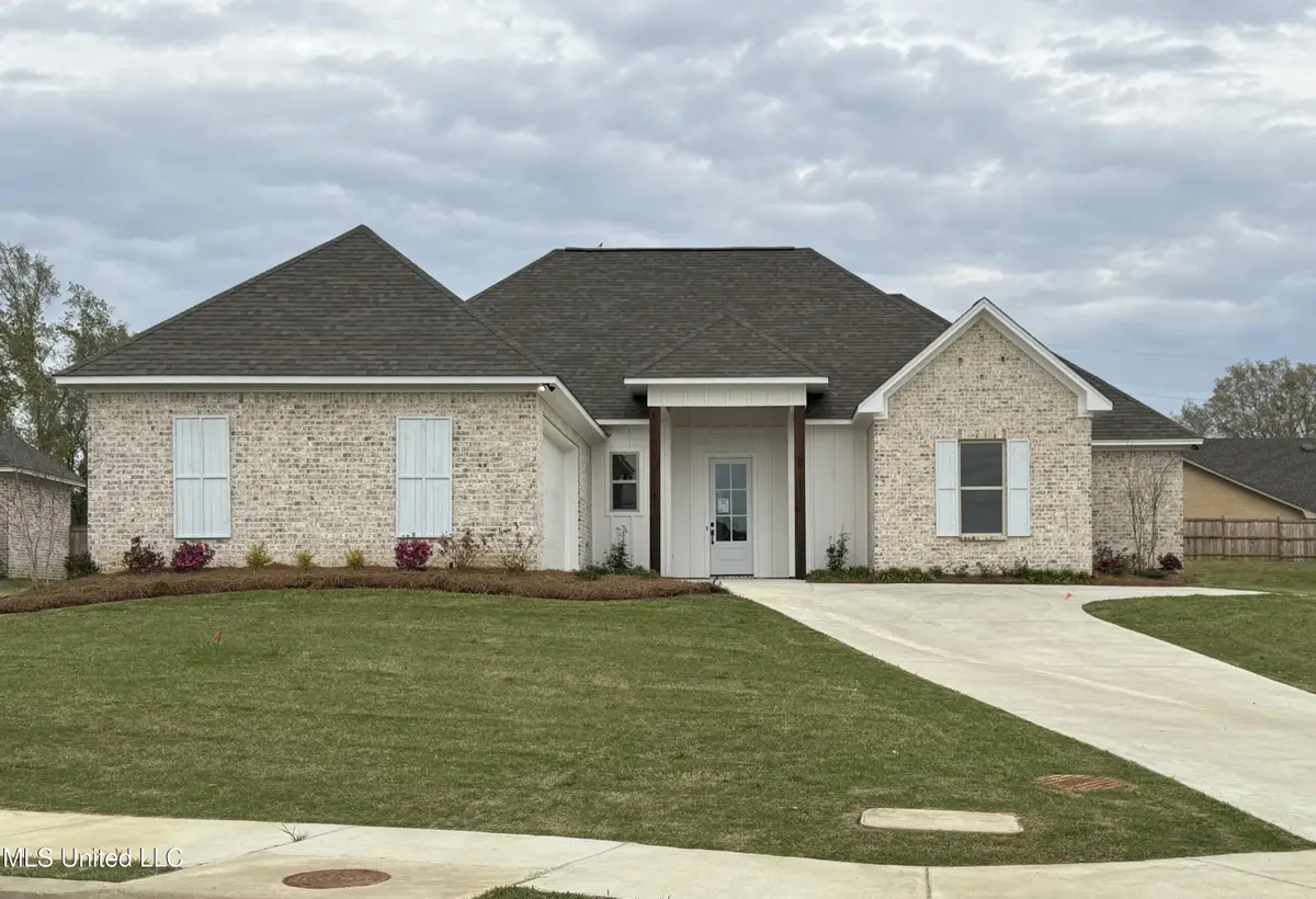 112 Catherine Boulevard, Clinton, MS 39056 - Image #1