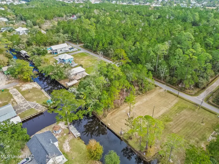 10061 W Bayou View Drive, Bay Saint Louis, MS 39520 - Image #2