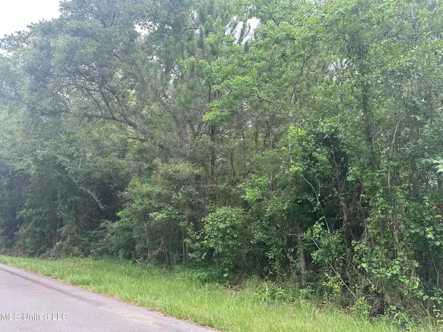 7904 Edgewater Boulevard, Ocean Springs, MS 39564 - Image #2