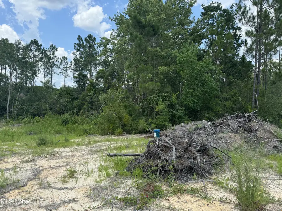 Sandstone Lane, Gulfport, MS 39503 - Image #3