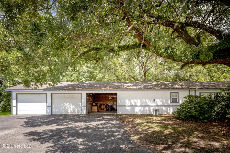 14101 Lemoyne Boulevard, Biloxi, MS 39532 - Image #3