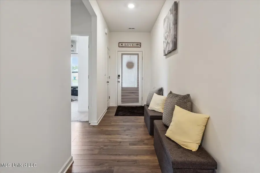 8833 Ruth Ann Cove, Southaven, MS 38671 - Image #3