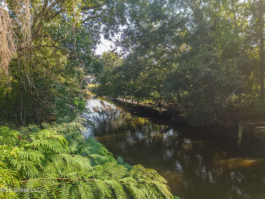 33 Good Street, Bay Saint Louis, MS 39520 - Image #2