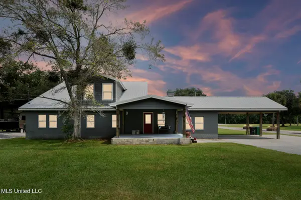 1980 Washington Street, Bay Saint Louis, MS 39520