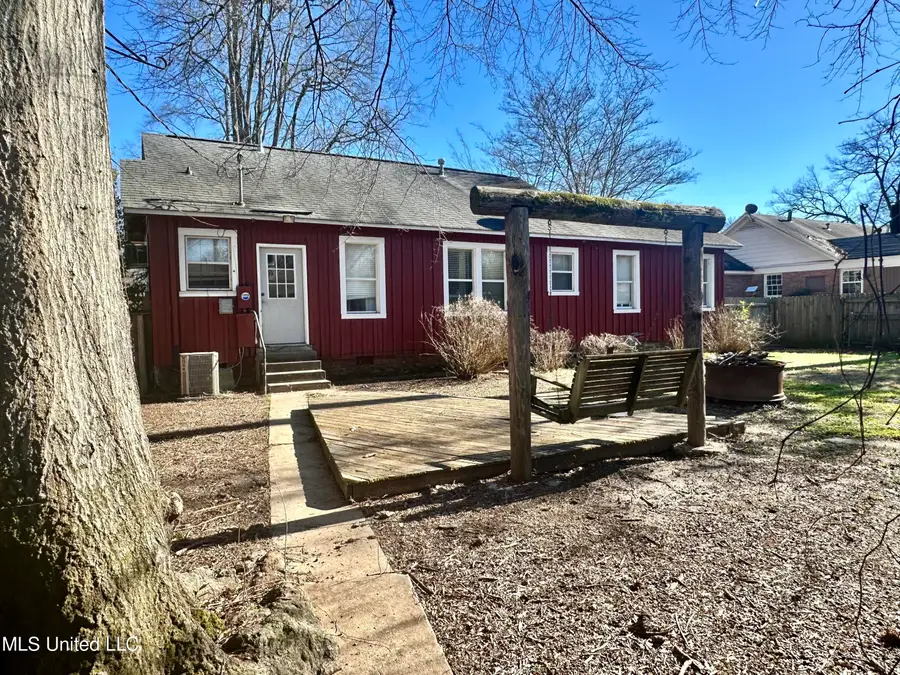 711 Bell Avenue, Greenwood, MS 38930 - Image #2