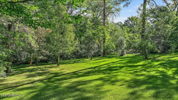 001 Oakwood Drive, Clinton, MS 39056