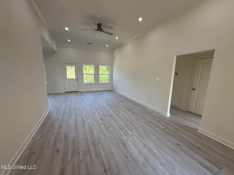 37 Honey Suckle Cove, Holly Springs, MS 38635 - Image #3