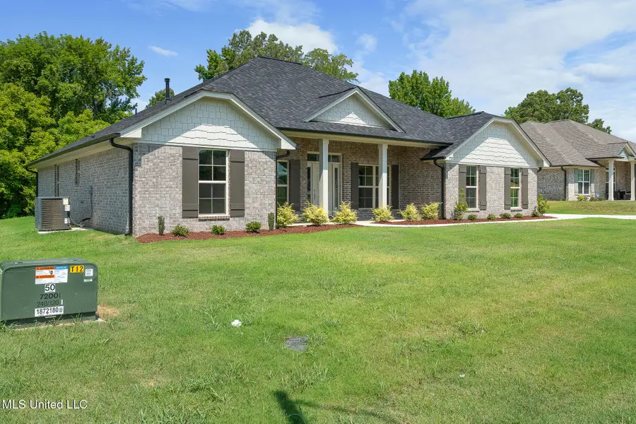7723 Mary Mccoy Drive, Horn Lake, MS 38637 - Image #2
