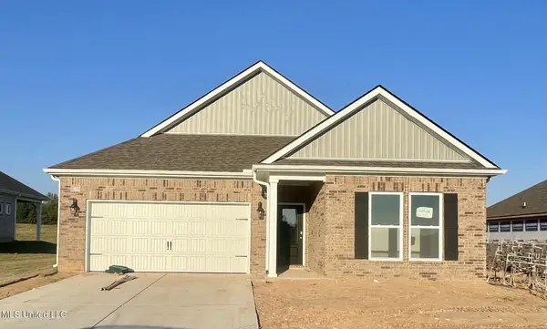 82 Pickwick Place, Byhalia, MS 38611