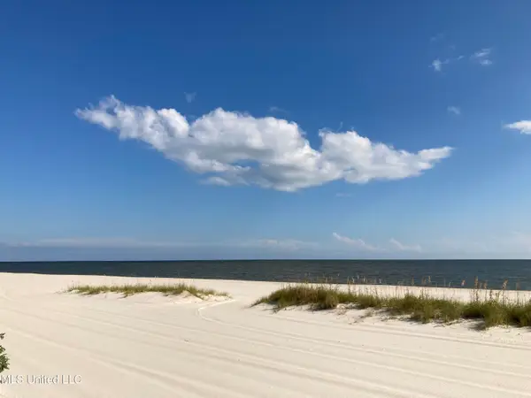 Nsn Village Lane, Pass Christian, MS 39571