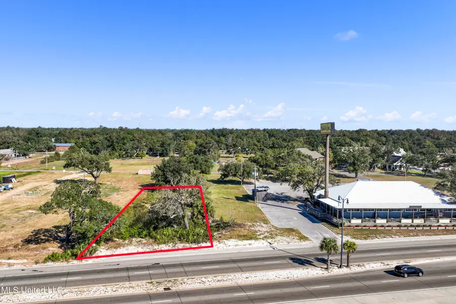 538 Beach Drive, Gulfport, MS 39507 - Image #2