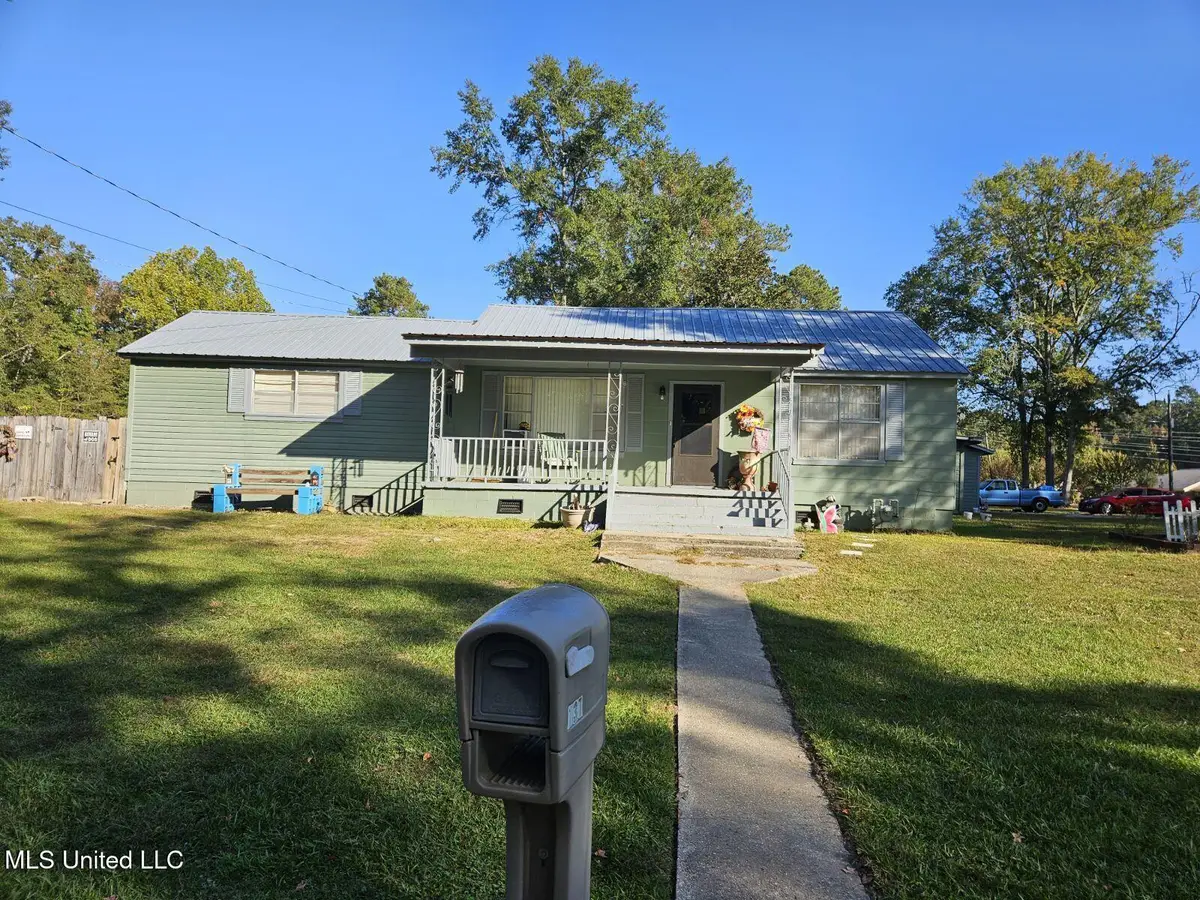 137 Anderson Street, Quitman, MS 39355 - Image #1