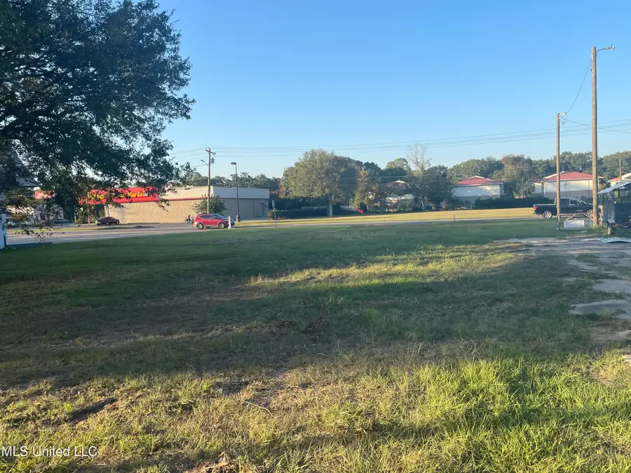 Old Mobile Avenue, Pascagoula, MS 39581 - Image #3