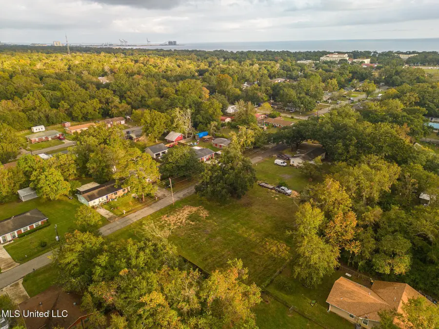 211 Gates Avenue, Long Beach, MS 39560 - Image #3