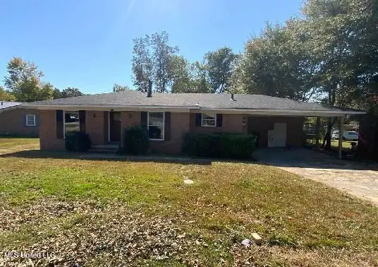 737 Cox Avenue, Holly Springs, MS 38635 - Image #1