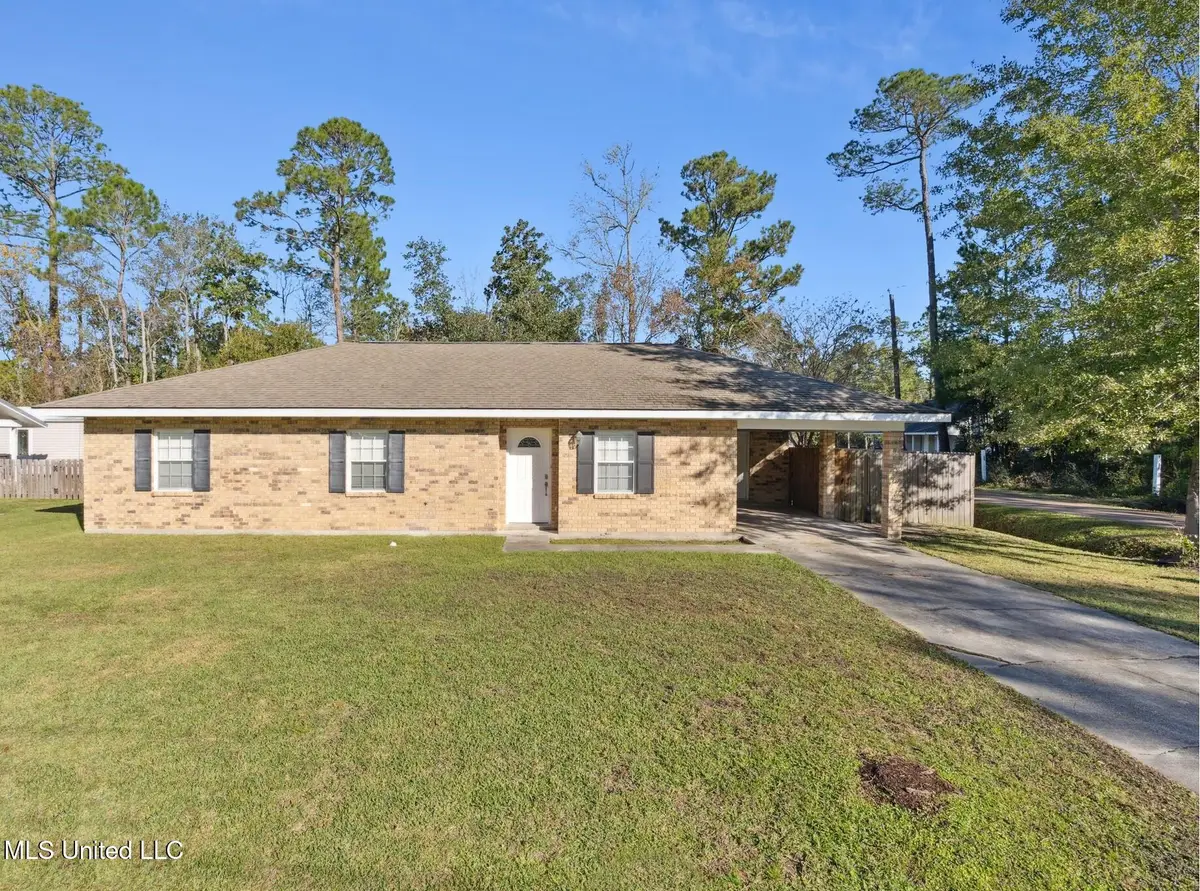 902 Rue De Lasalle Street, Waveland, MS 39576 - Image #1