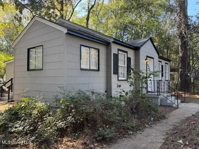 217 S Sunset Terrace, Jackson, MS 39212 - Image #3