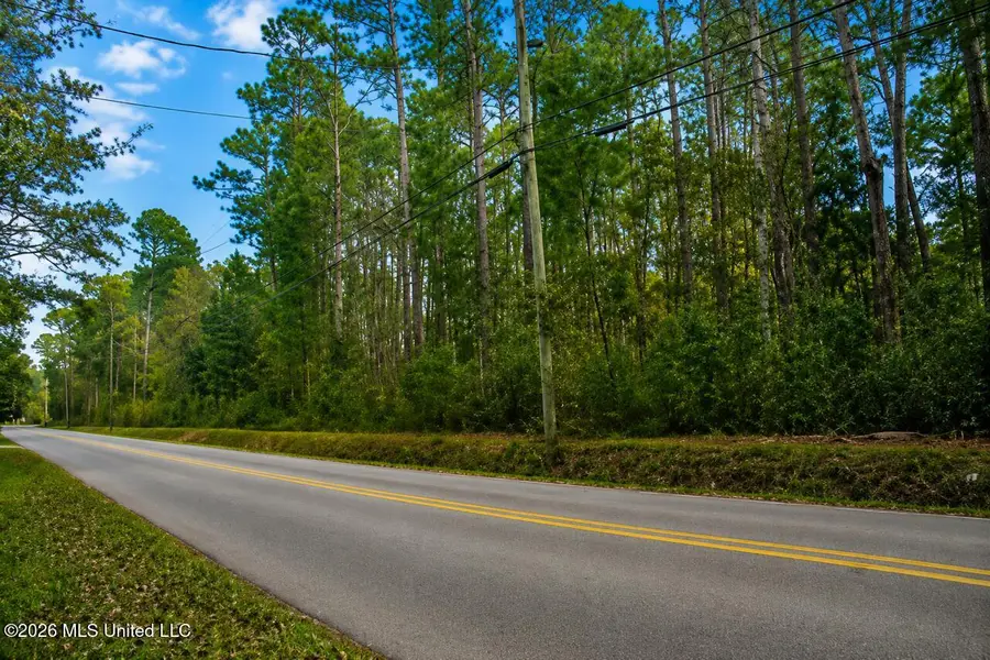 Elm Avenue, Ocean Springs, MS 39564 - #2