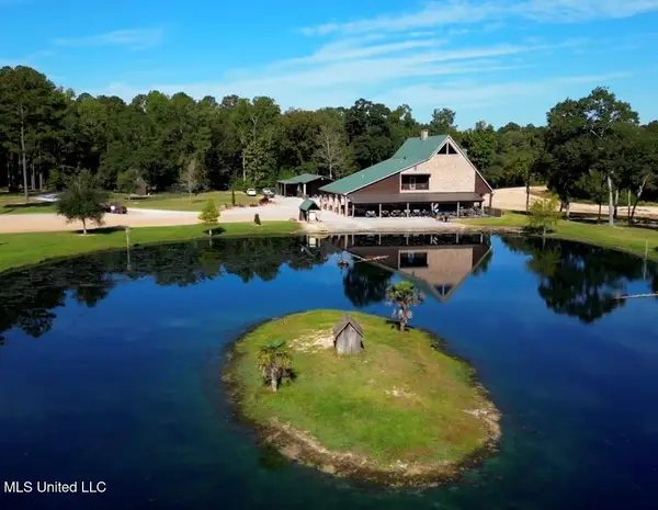 524 Jones White Road, Woodville, MS 39669