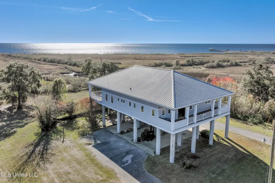8925 Neptune Avenue, Ocean Springs, MS 39564 - Image #3