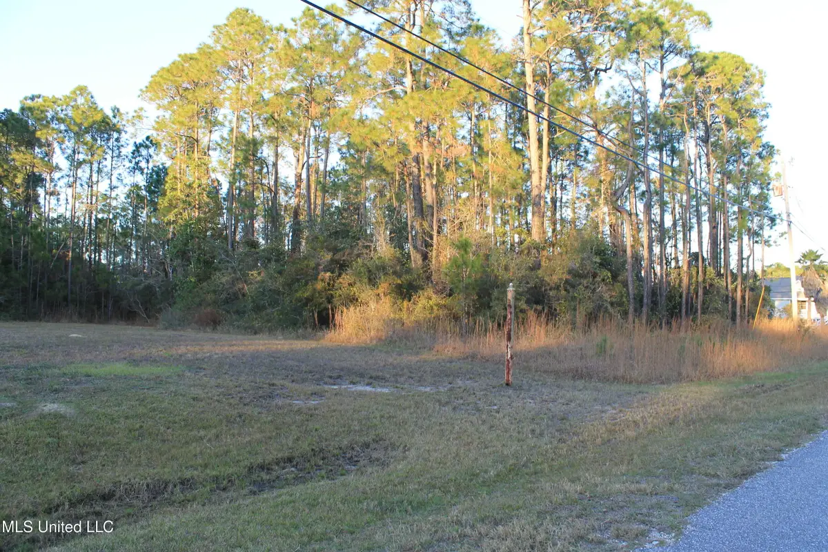 Royal Oak Boulevard, Pass Christian, MS 39571 - Image #1