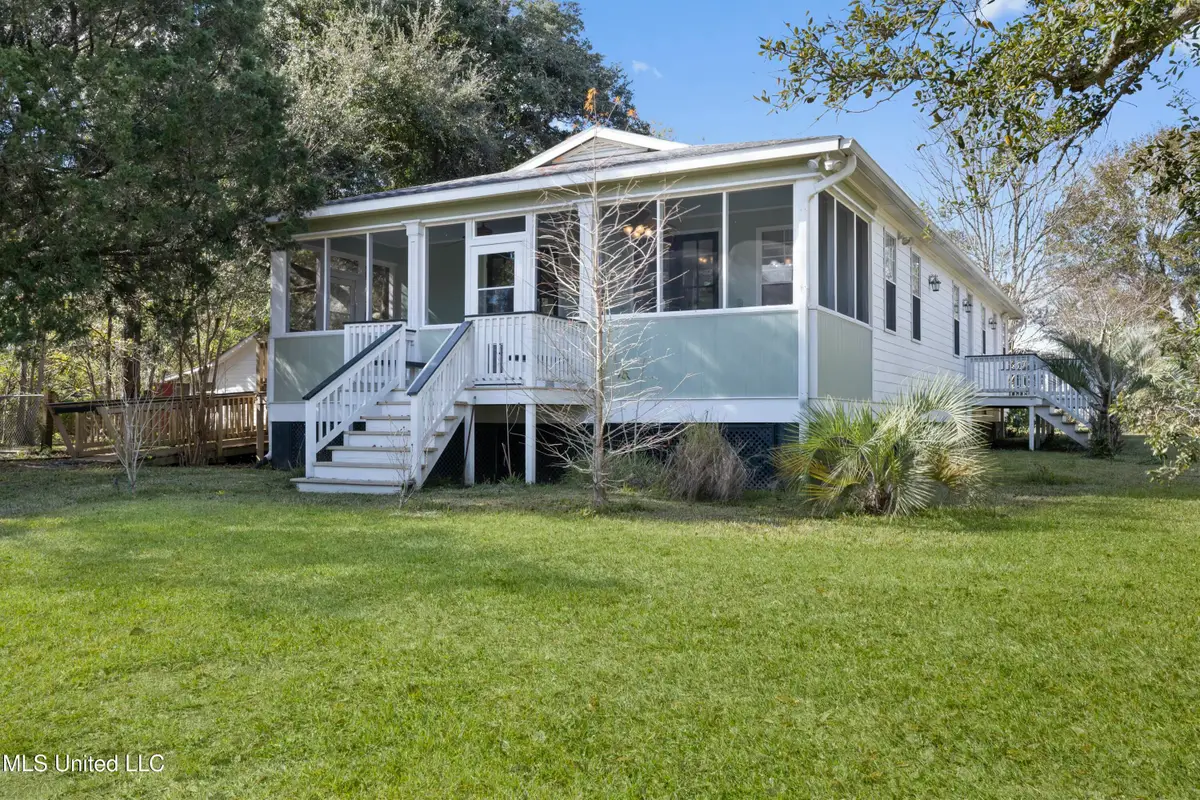 104 Felicity Street, Bay Saint Louis, MS 39520 - Image #1