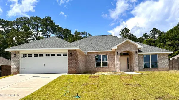 6256 Emerald Lake Drive, Biloxi, MS 39532