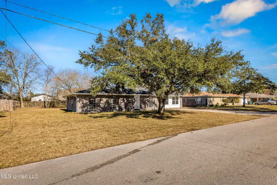 615 Highland Drive, Bay Saint Louis, MS 39520 - Image #3
