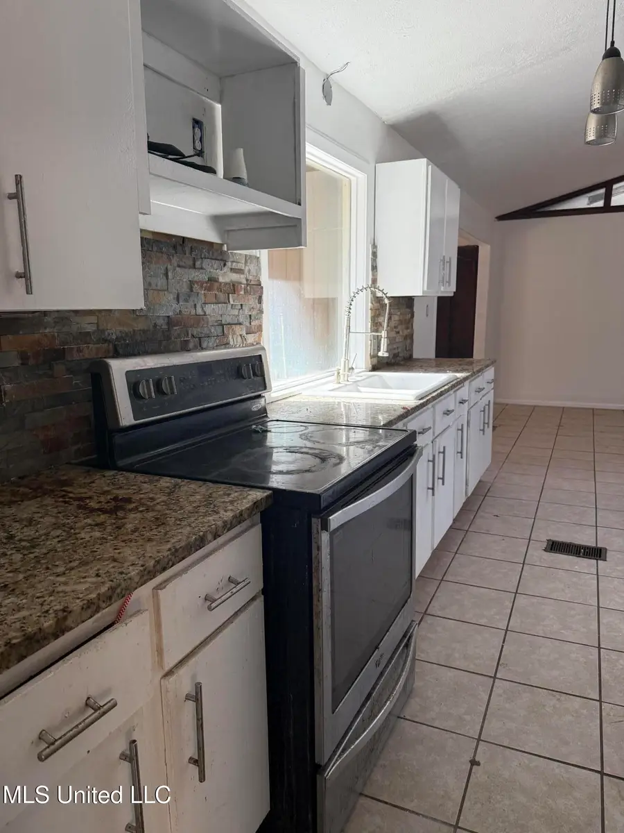 235 Daniel Lake Boulevard, Jackson, MS 39212 - Image #3