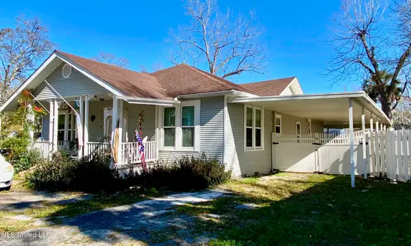 220 N Haugh Avenue, Picayune, MS 39466