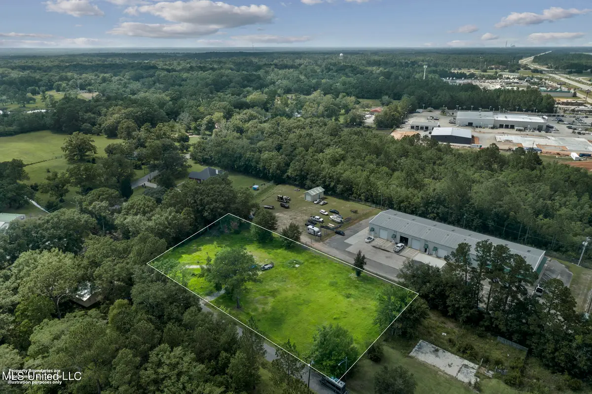 5002 Frison Avenue, Moss Point, MS 39563 - Image #1