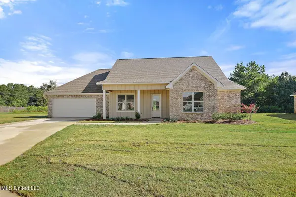 116 Trace Pointe Place, Clinton, MS 39056